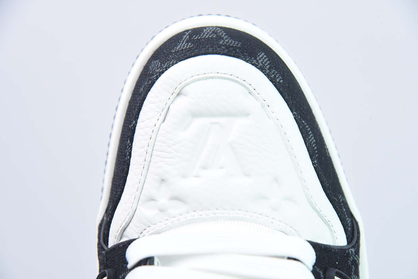 Louis Vuitton Trainer Sneakers