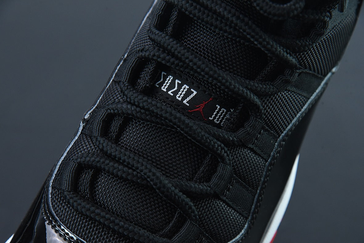 Air Jordan 11 Bred