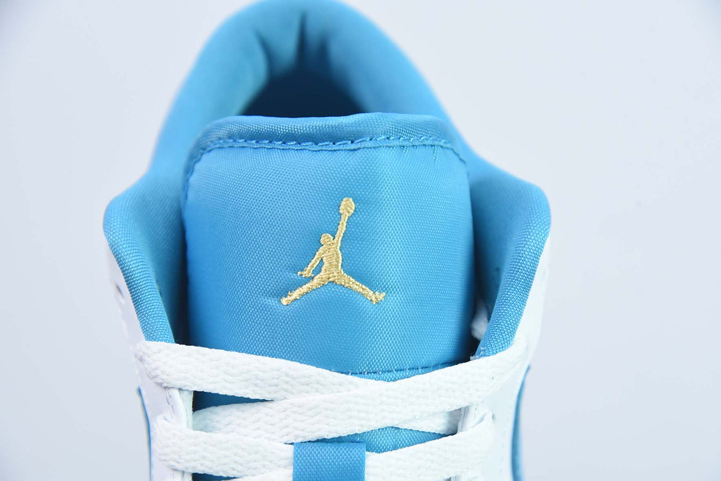 NK Air Jordan 1 Low “Aquatone”