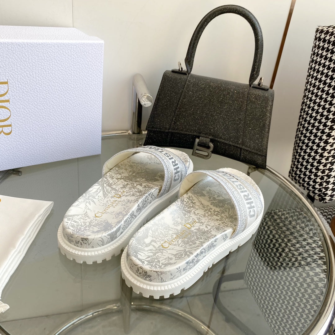 Dior Dway Slides