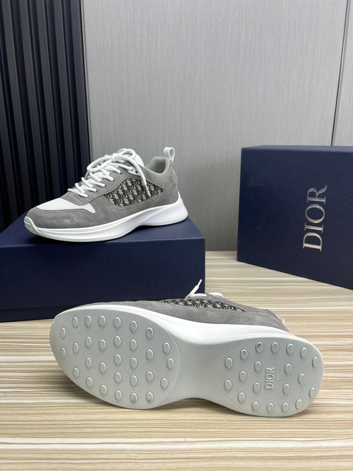 Dior B25 Runner Sneakers