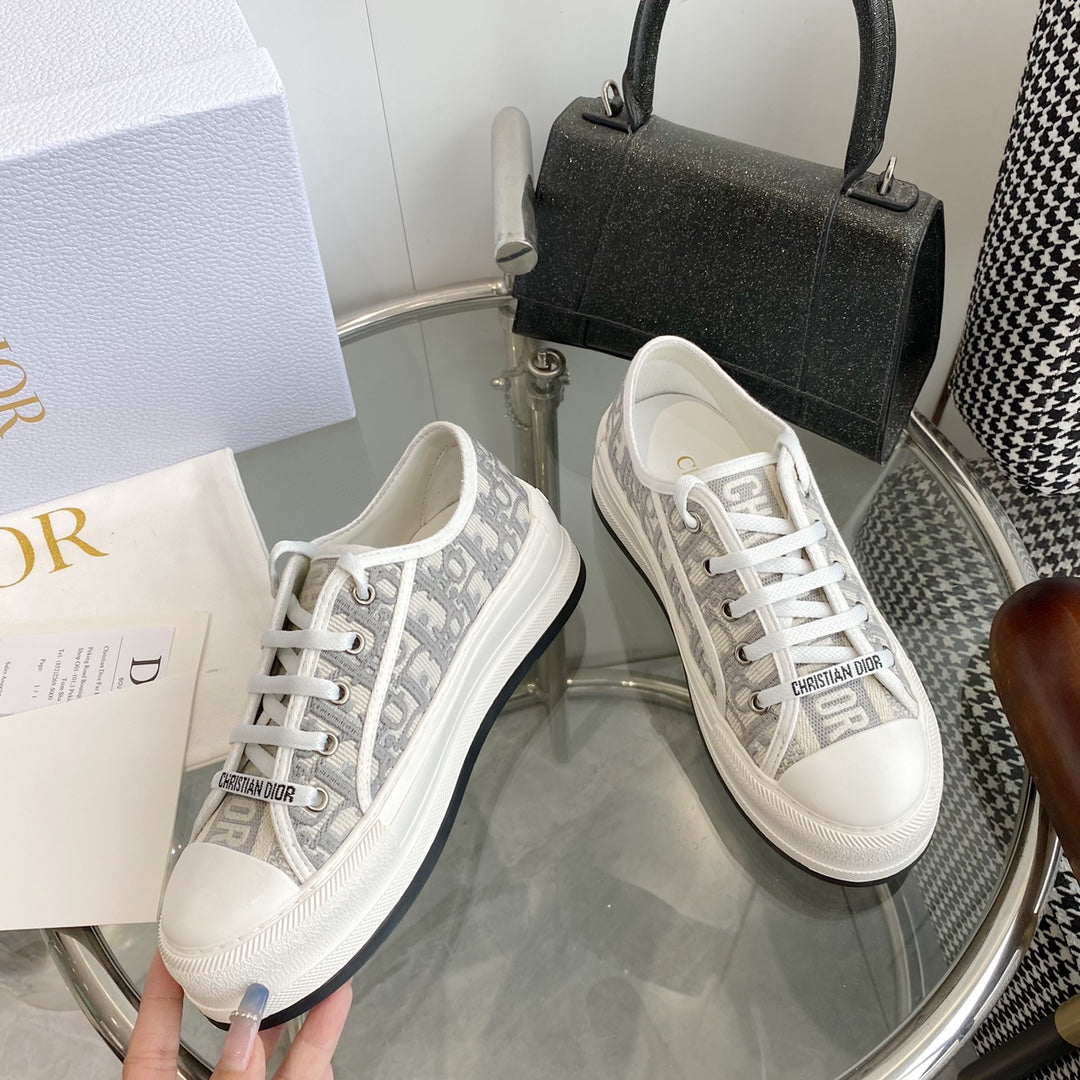 Dior Walk'n'Dior Sneakers