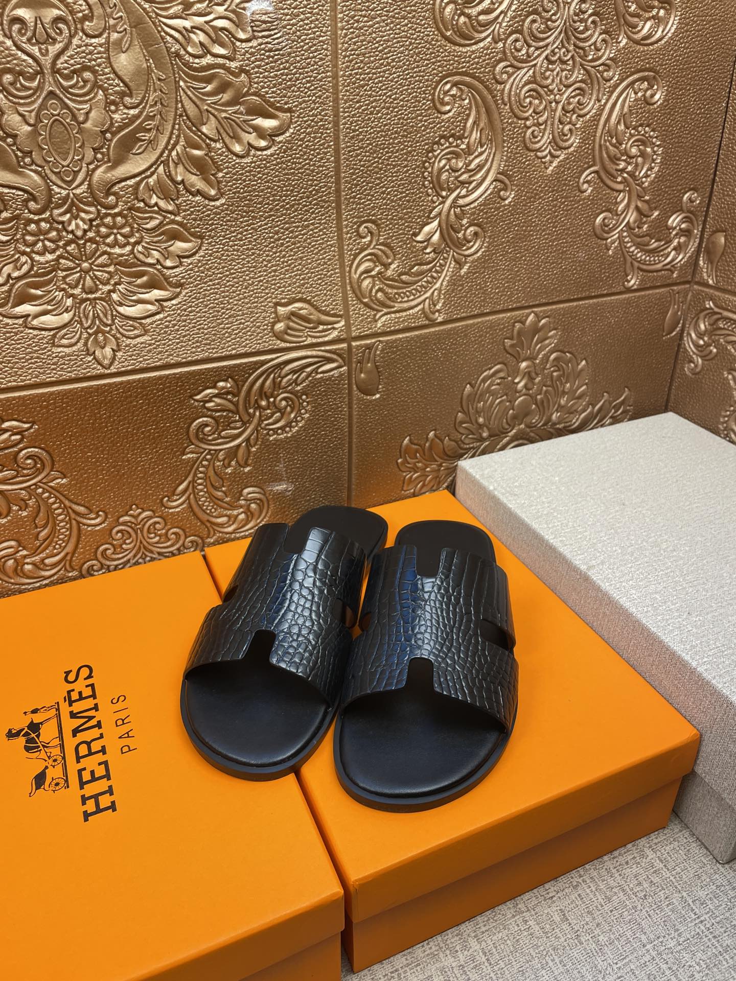 Hermes Izmir Sandals