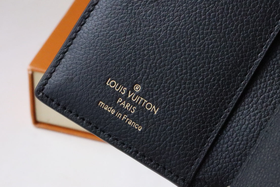 Louis Vuitton Cléa Wallet