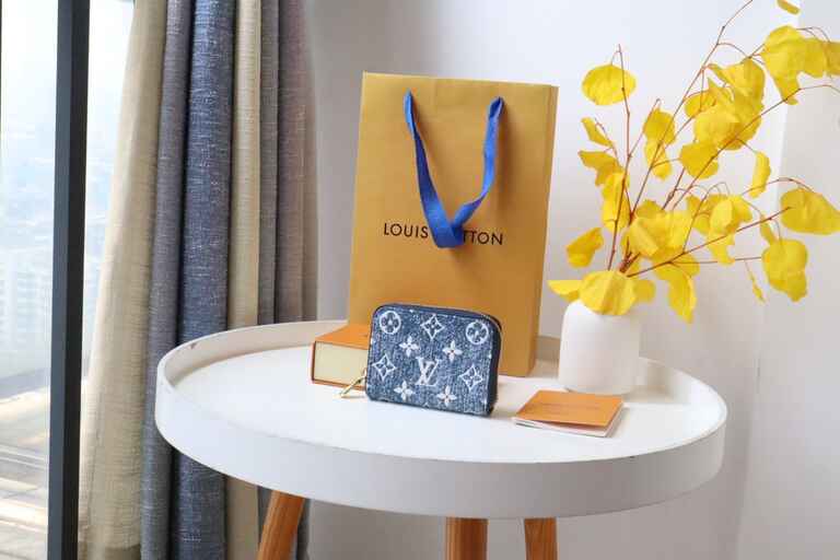 Louis Vuitton Zippy Coin Purse