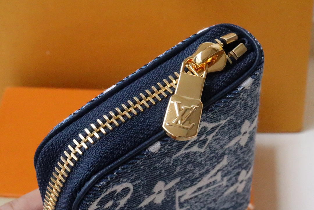 Louis Vuitton Zippy Coin Purse