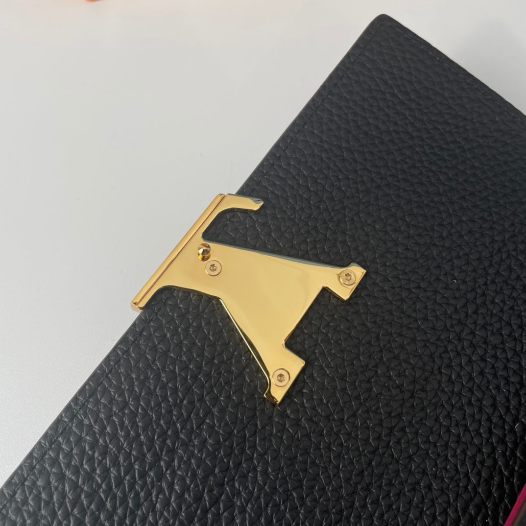 Louis Vuitton Capucines Wallet