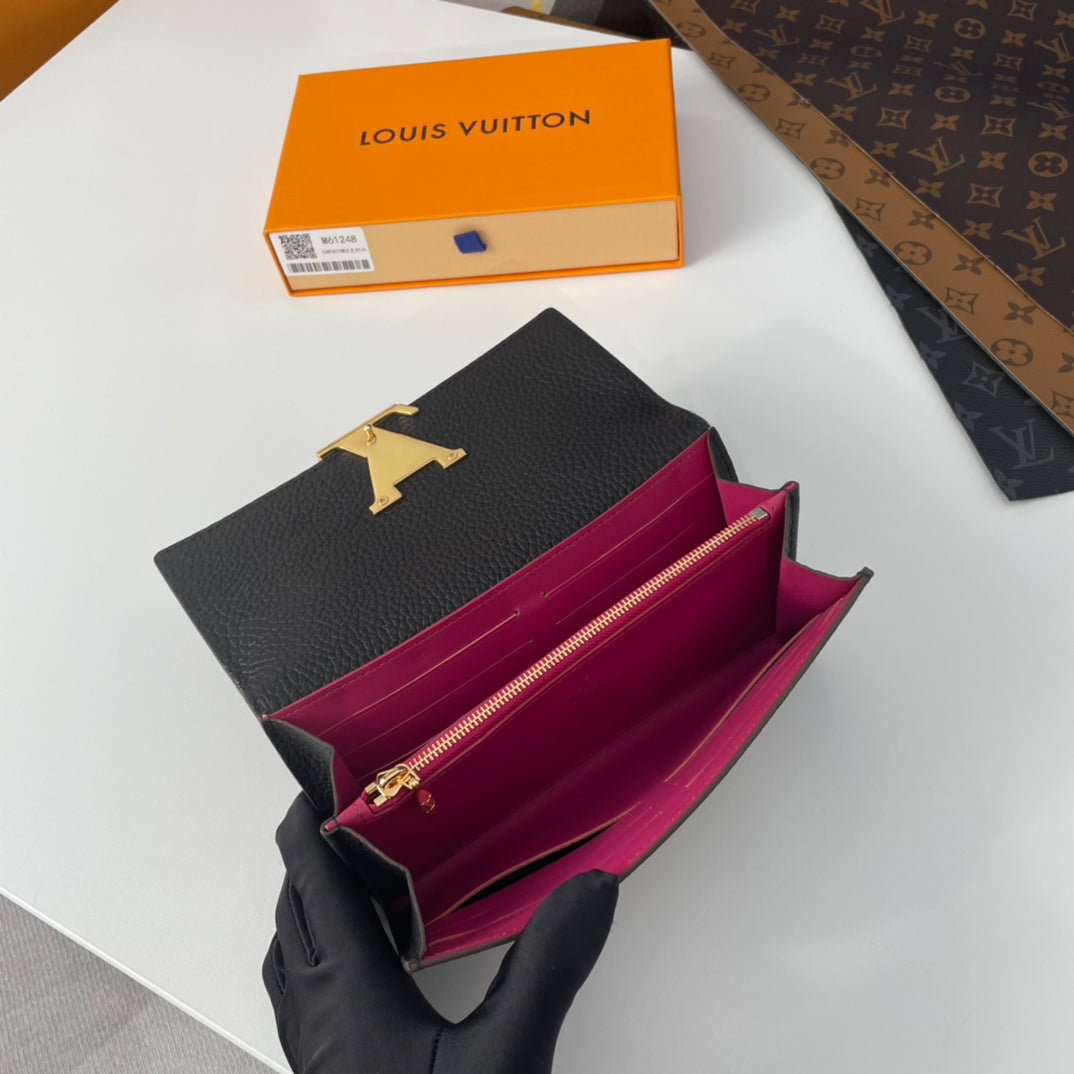 Louis Vuitton Capucines Wallet