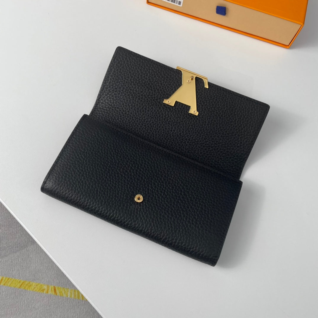Louis Vuitton Capucines Wallet