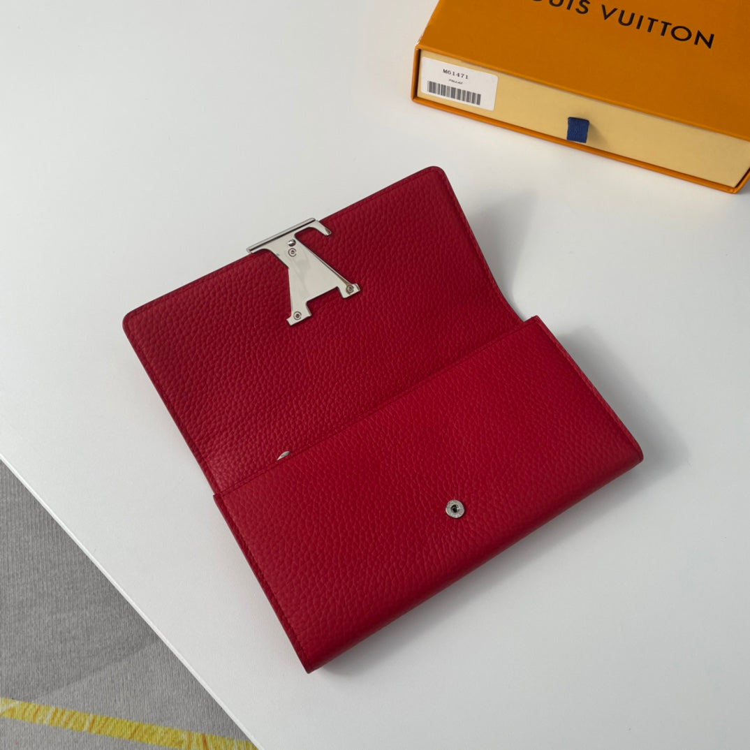 Louis Vuitton Capucines Wallet