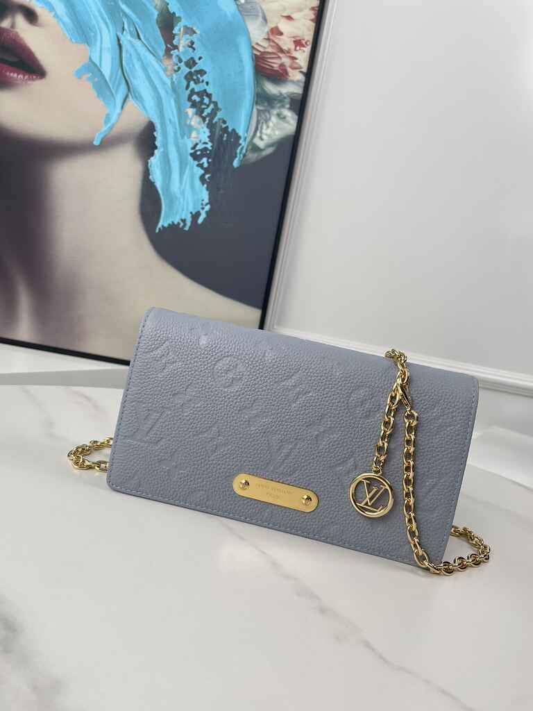 Louis Vuitton Wallet On Chain Lily