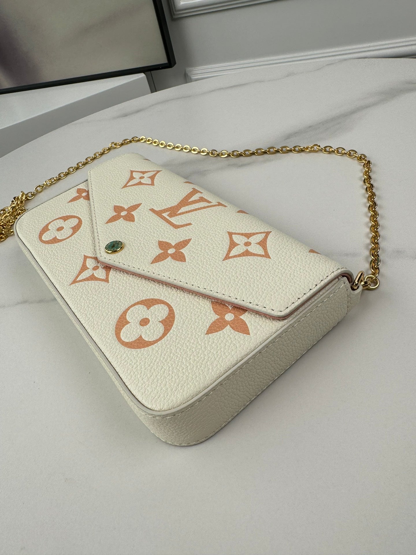 Louis Vuitton Félicie Pochette