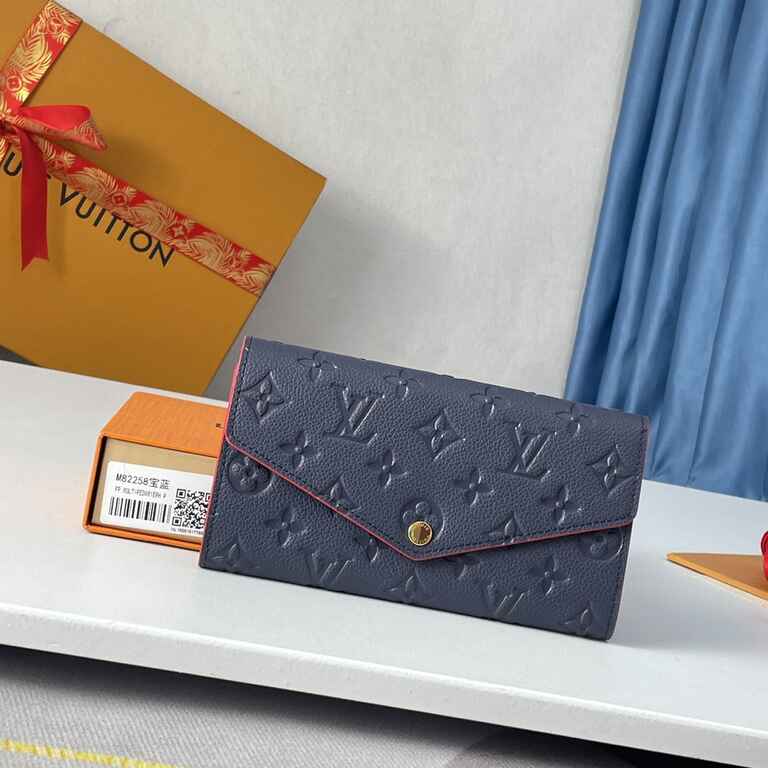 Louis Vuitton Sarah Wallet