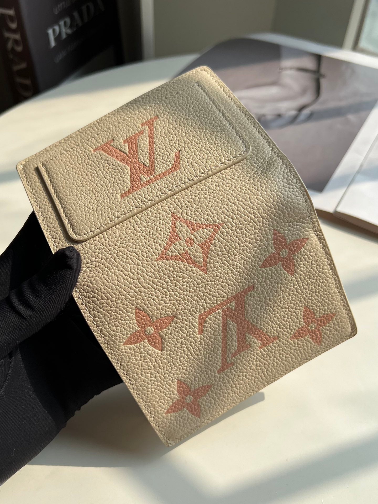 Louis Vuitton Cléa Wallet