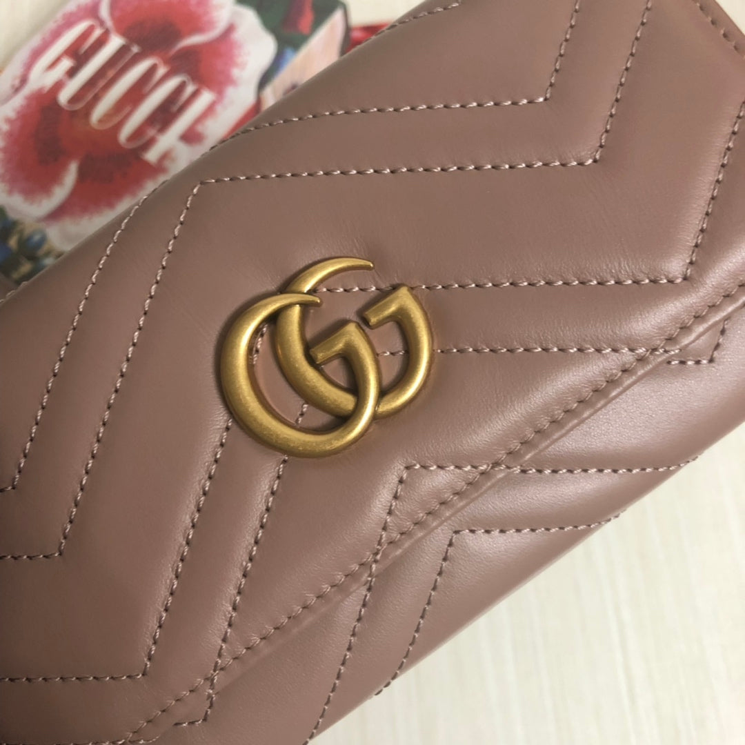 Gucci GG Marmont Continental Wallet