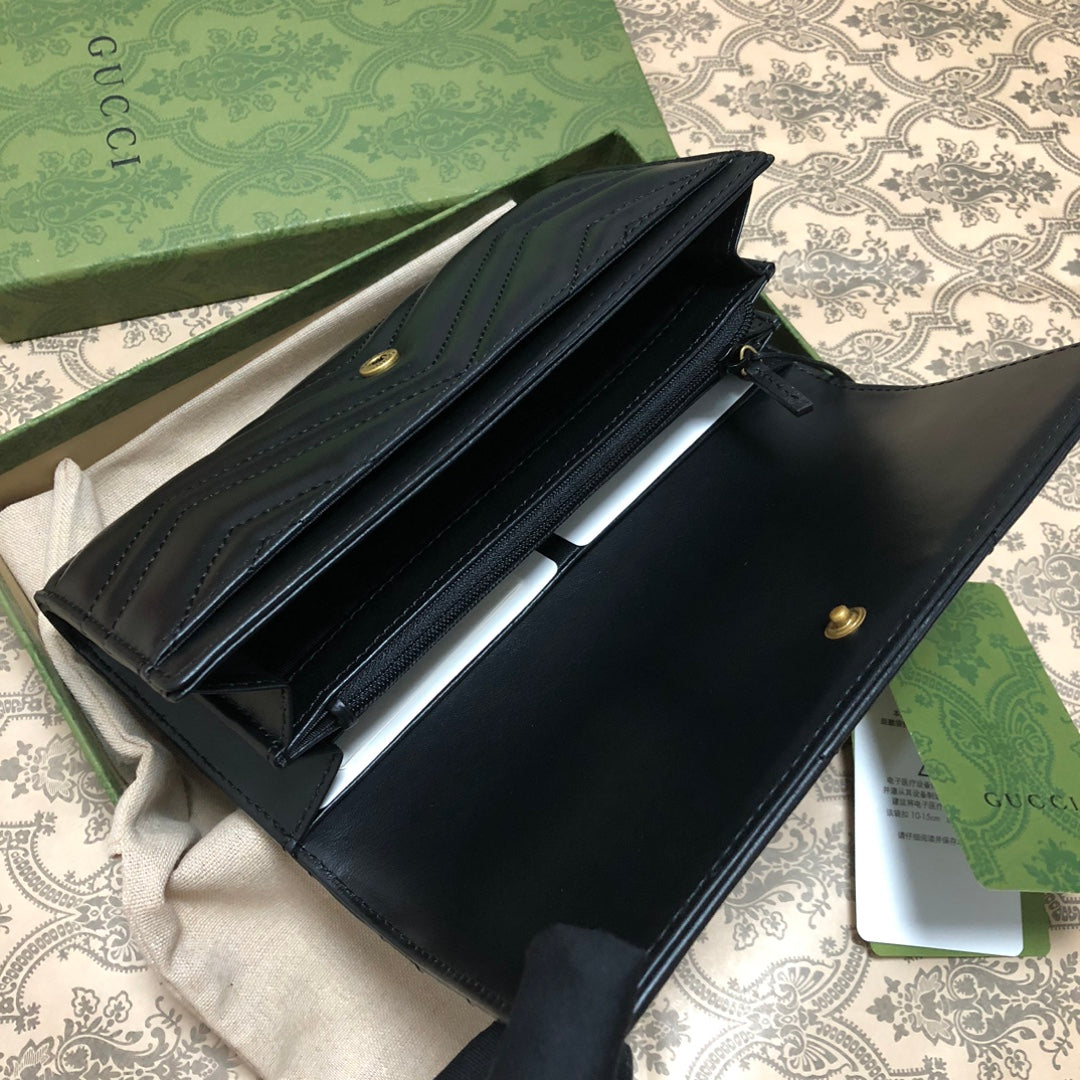 Gucci GG Marmont Continental Wallet