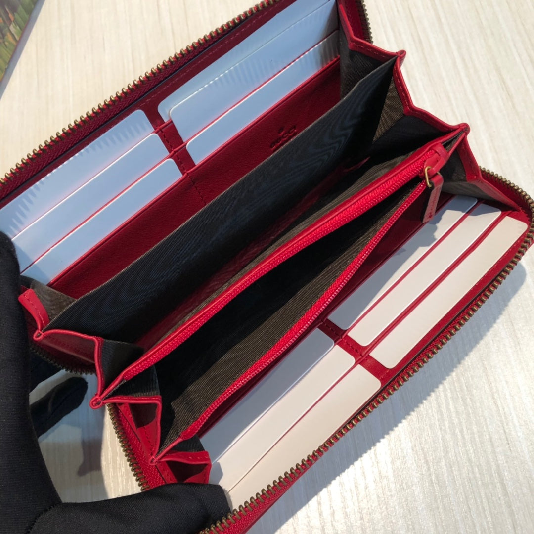 Gucci GG Marmont Zip Around Wallet