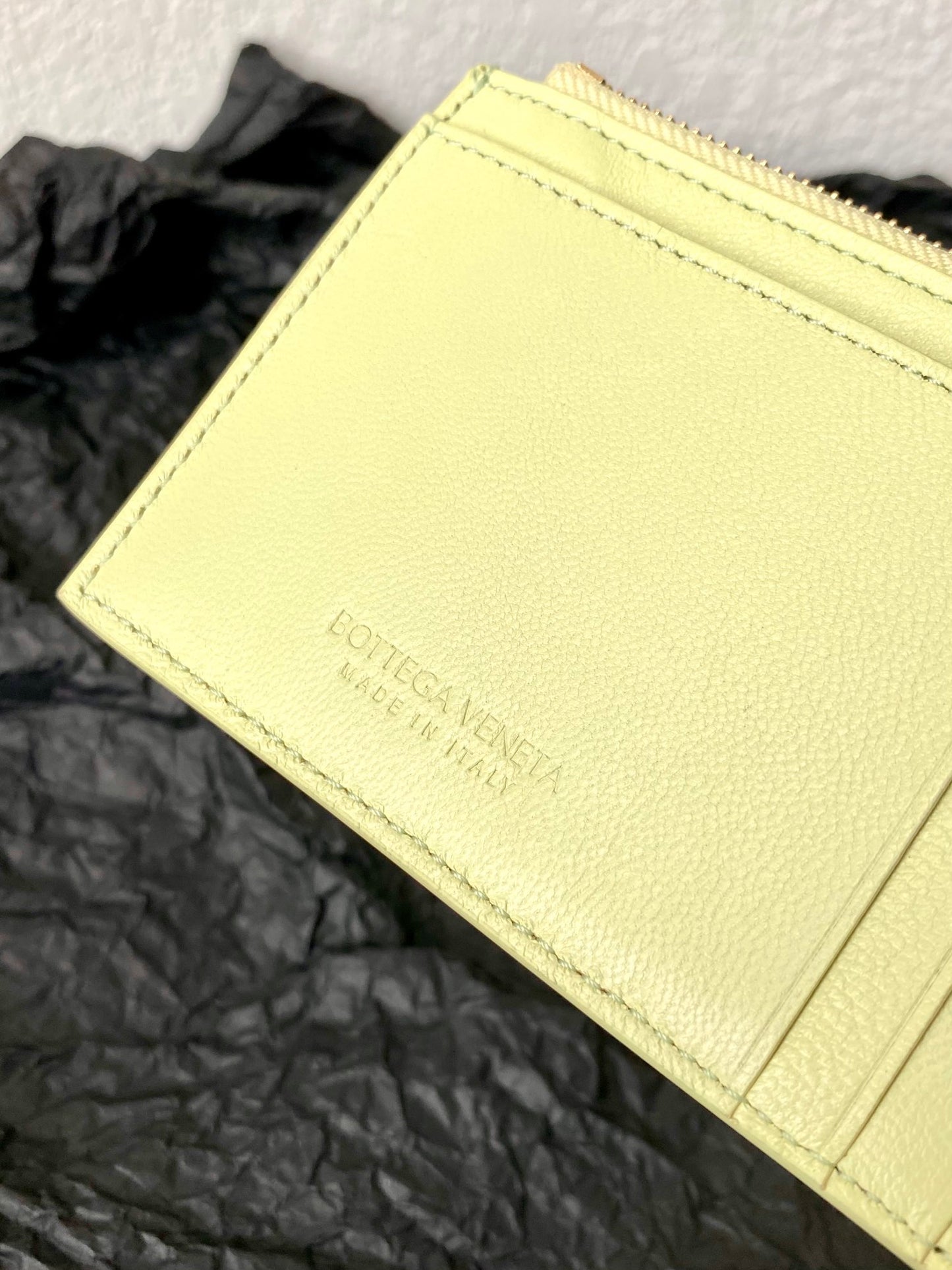BV Cassette Zippered Card Case