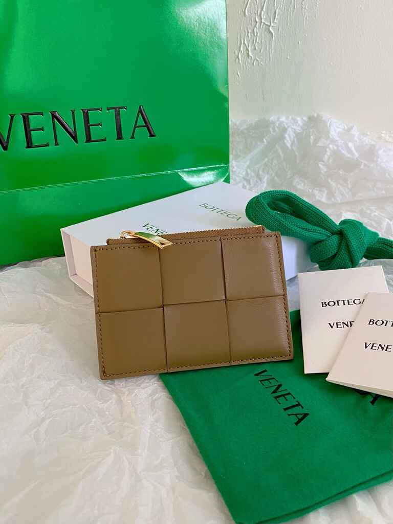 BV Cassette Zippered Card Case