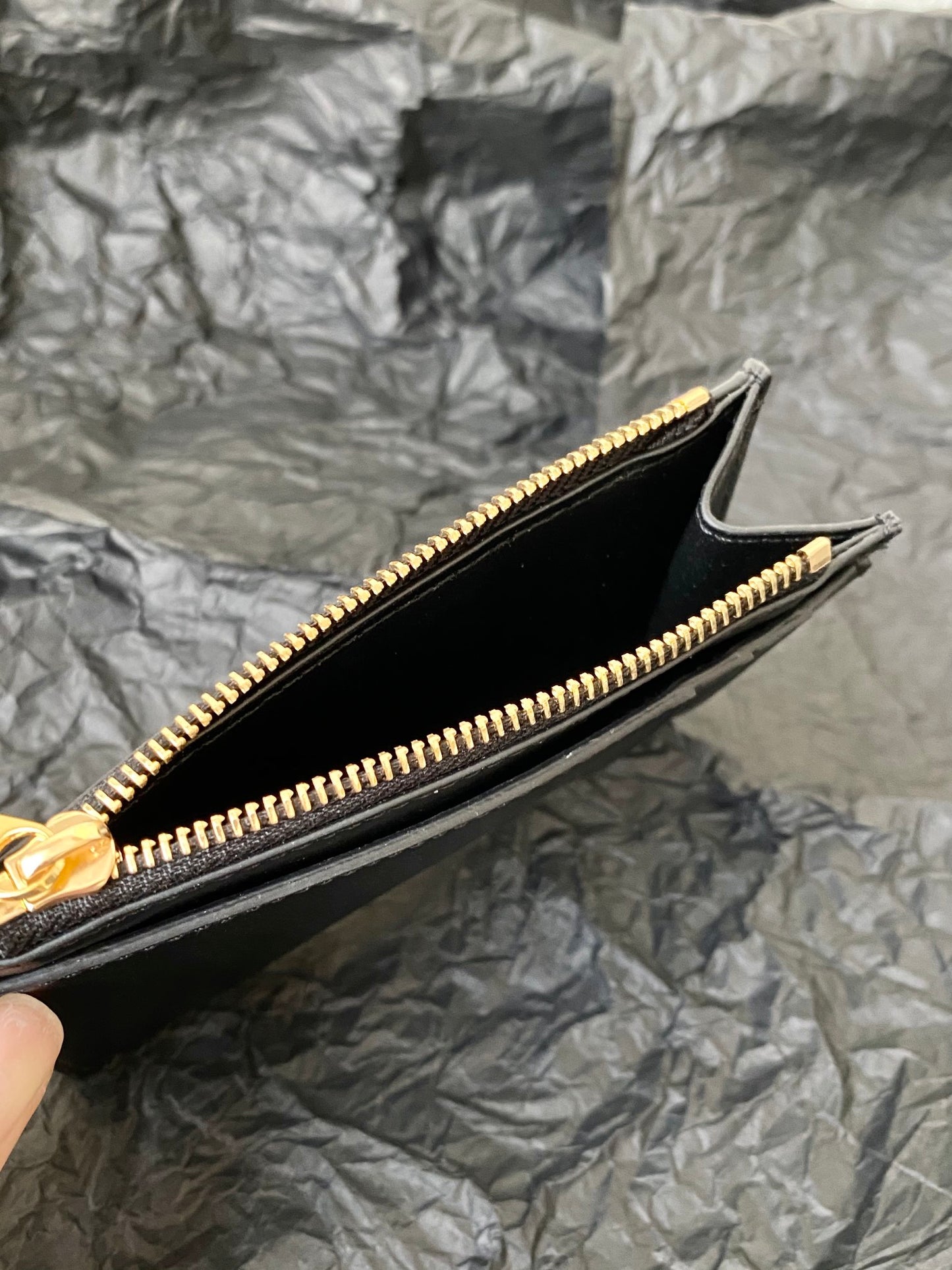 BV Cassette Zippered Card Case