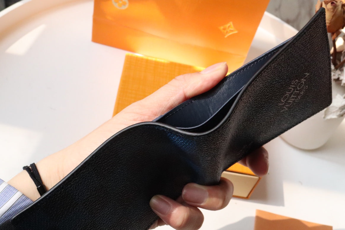 LV Multiple Wallet
