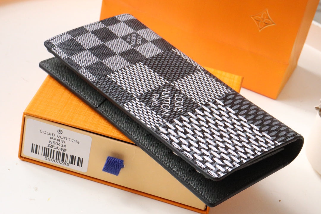 LV Brazza Wallet