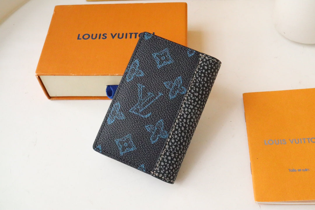 LV Pocket Organizer
