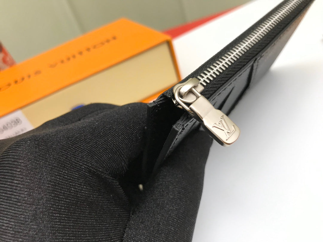 LV Coin Card Holder