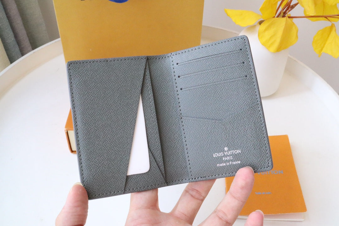LV Pocket Organizer