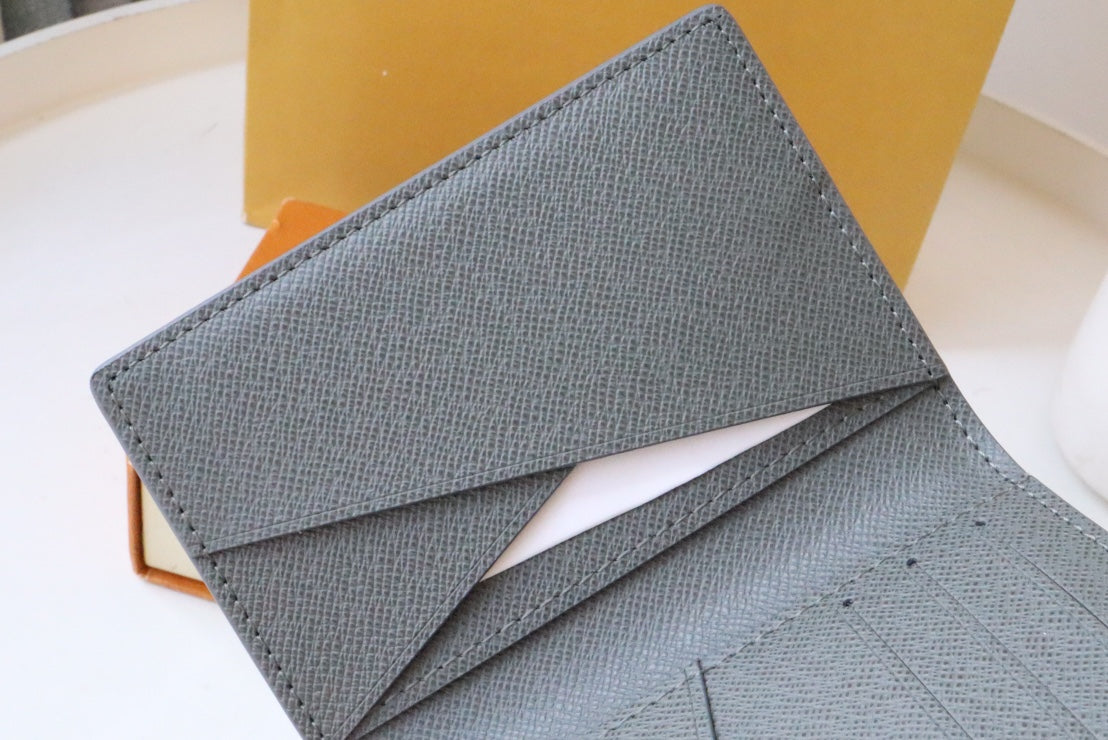 LV Pocket Organizer