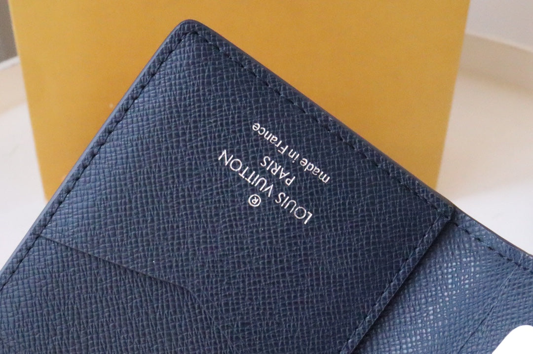 LV Pocket Organizer