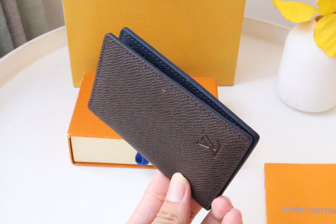 LV Pocket Organizer