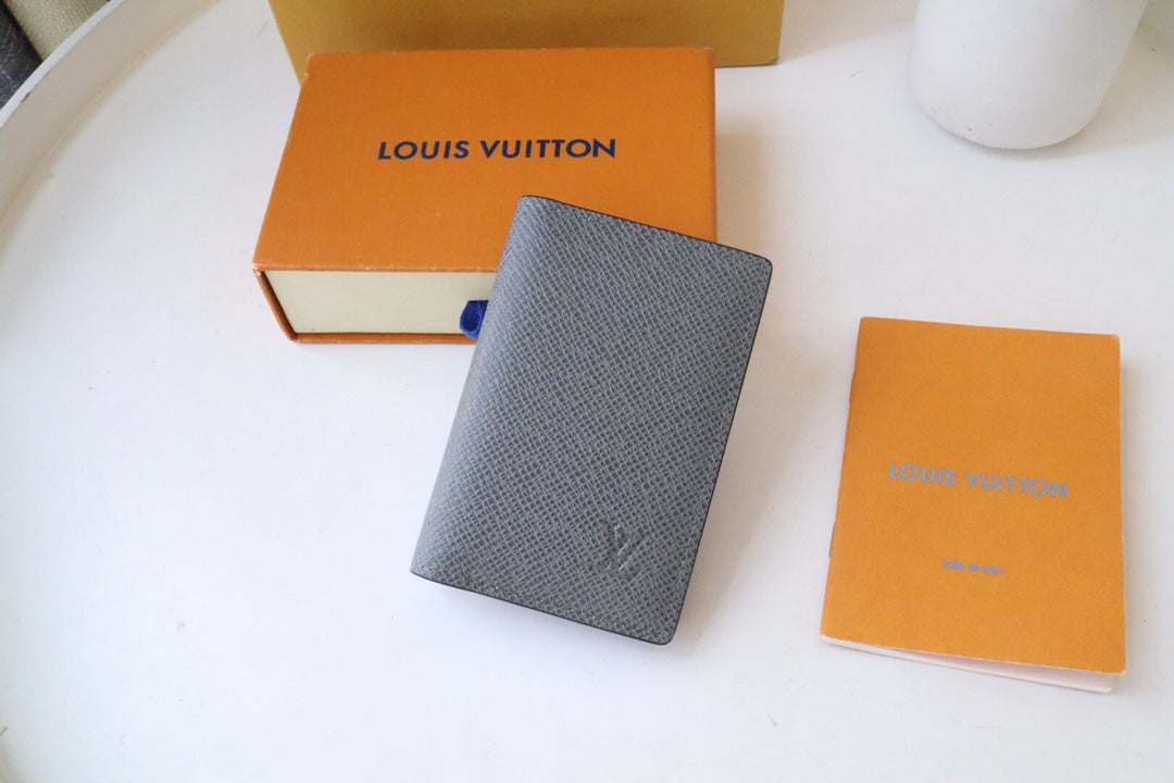 LV Pocket Organizer