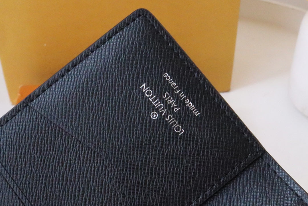 LV Pocket Organizer