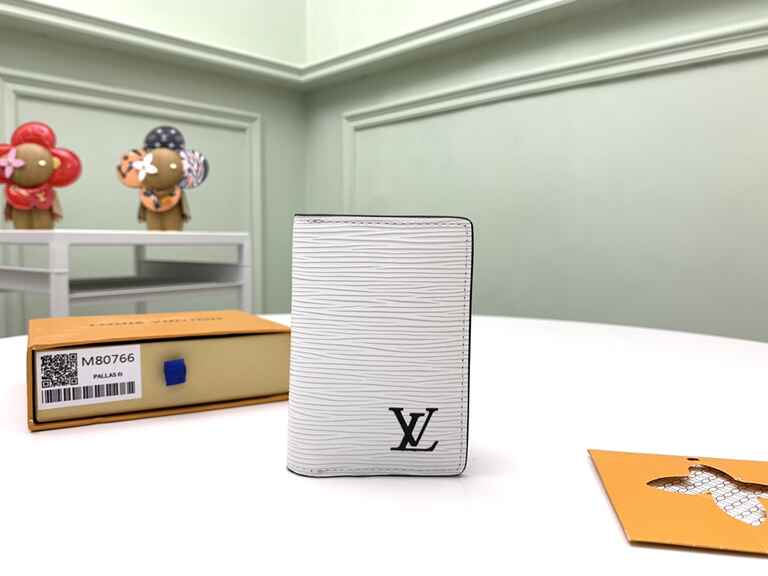 LV Pocket Organizer