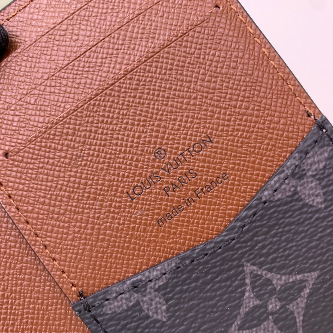 LV Pocket Organizer