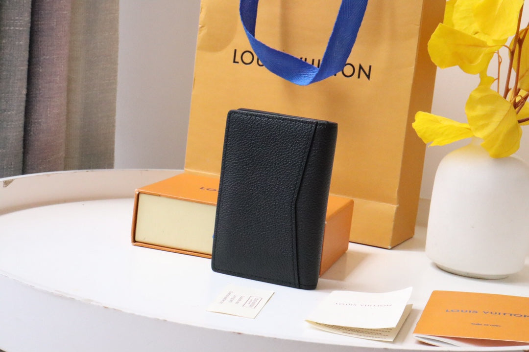 LV Pocket Organizer