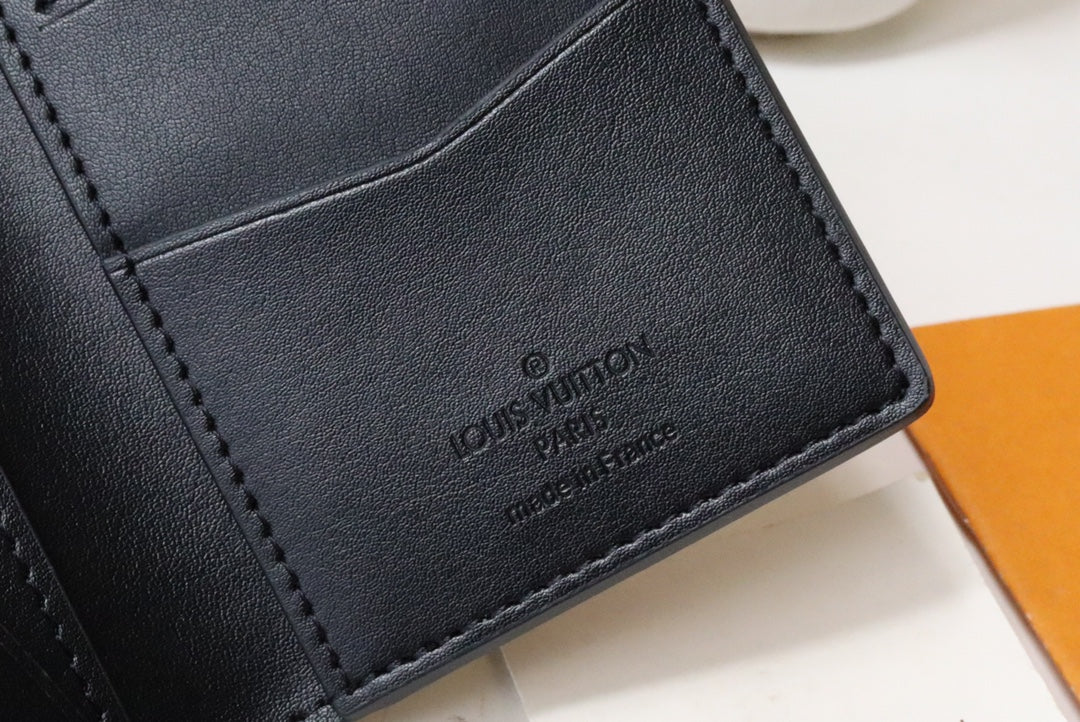 LV Pocket Organizer