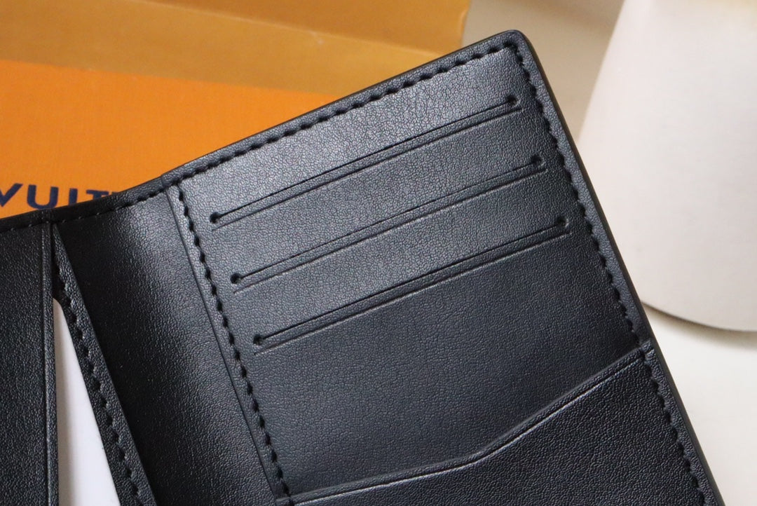 LV Pocket Organizer