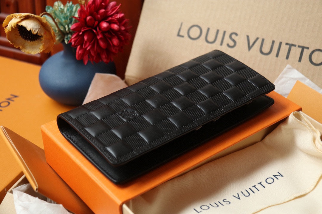 LV Brazza Wallet