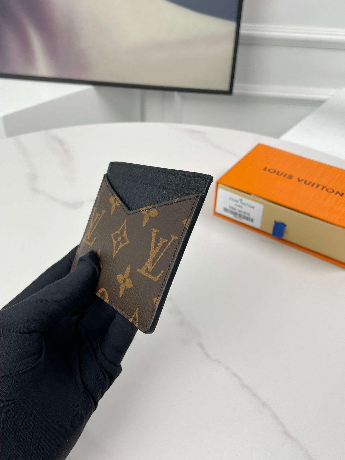 LV Neo Porte Cartes