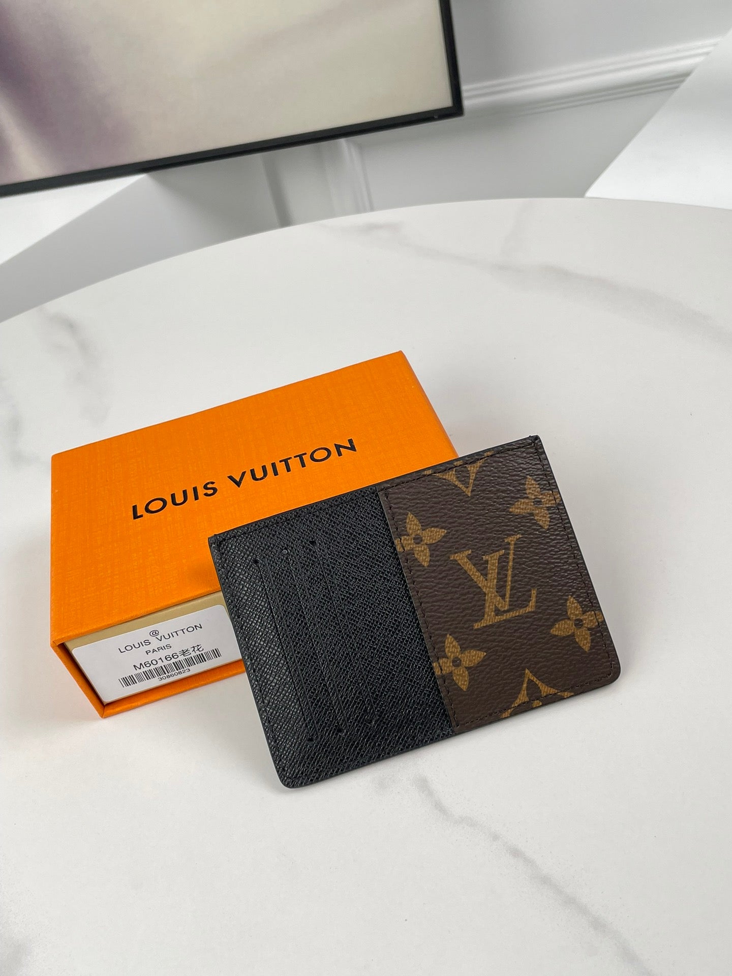 LV Neo Porte Cartes