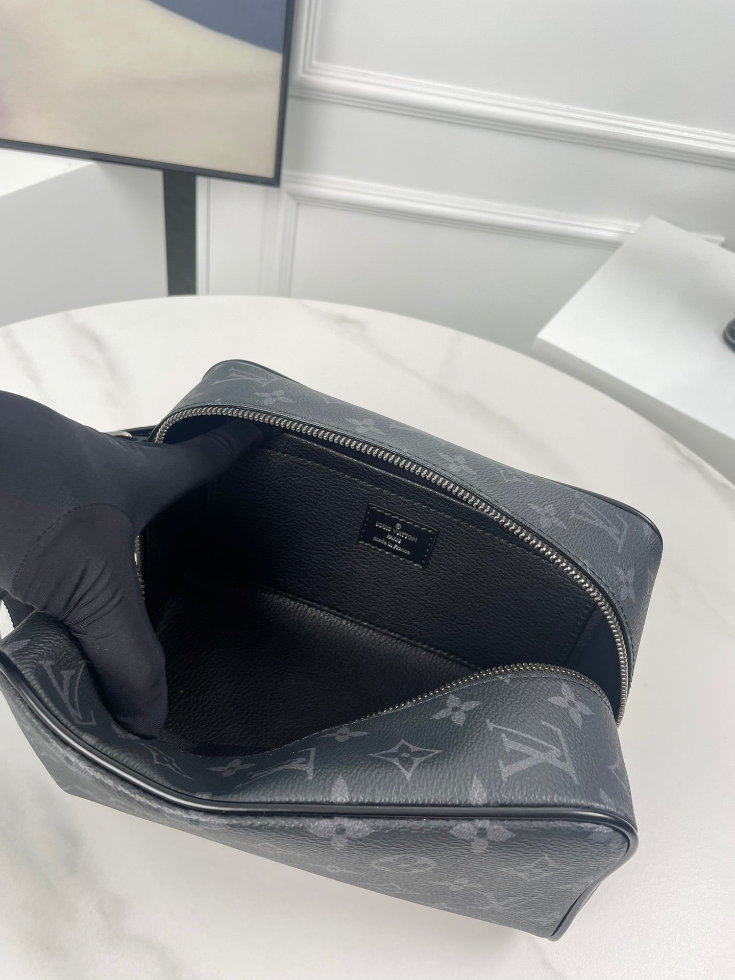 LV Locker Dopp Kit