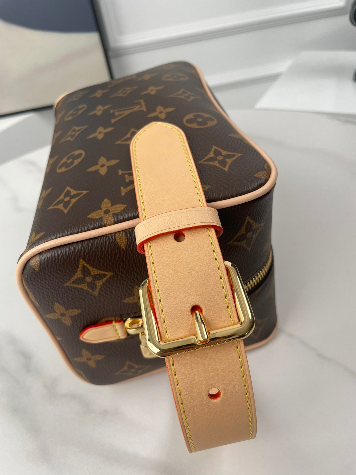 LV Locker Dopp Kit