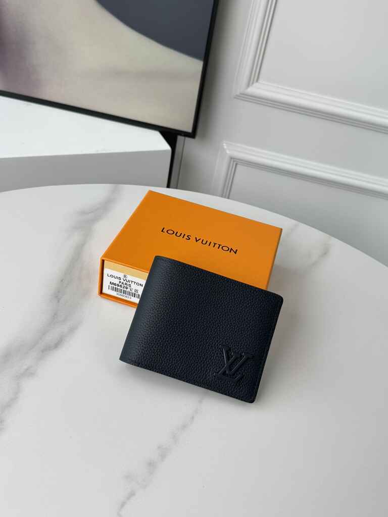 LV Brazza Wallet