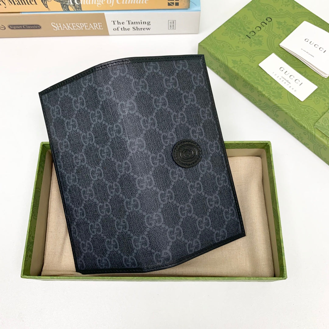 Gucci Wallet With Interlocking G