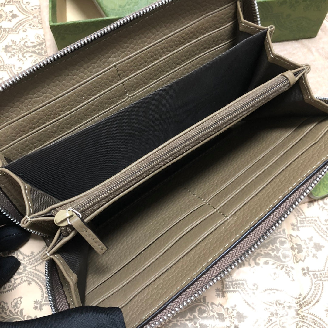 Gucci Jumbo GG Zip Around Wallet
