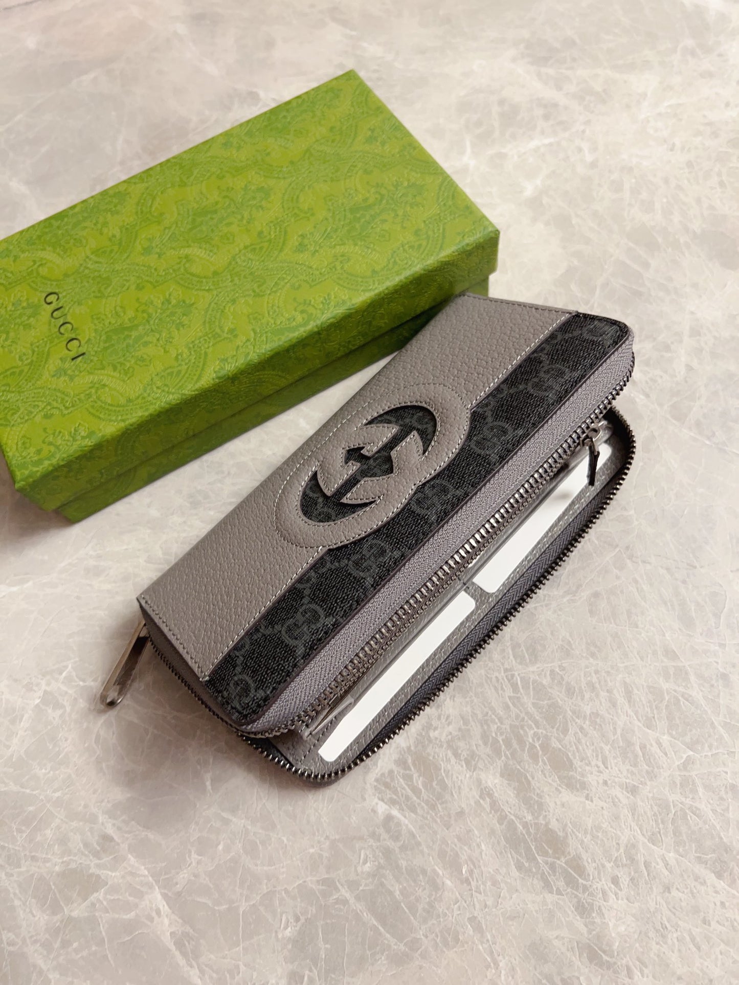 Gucci Long Zipper Wallet