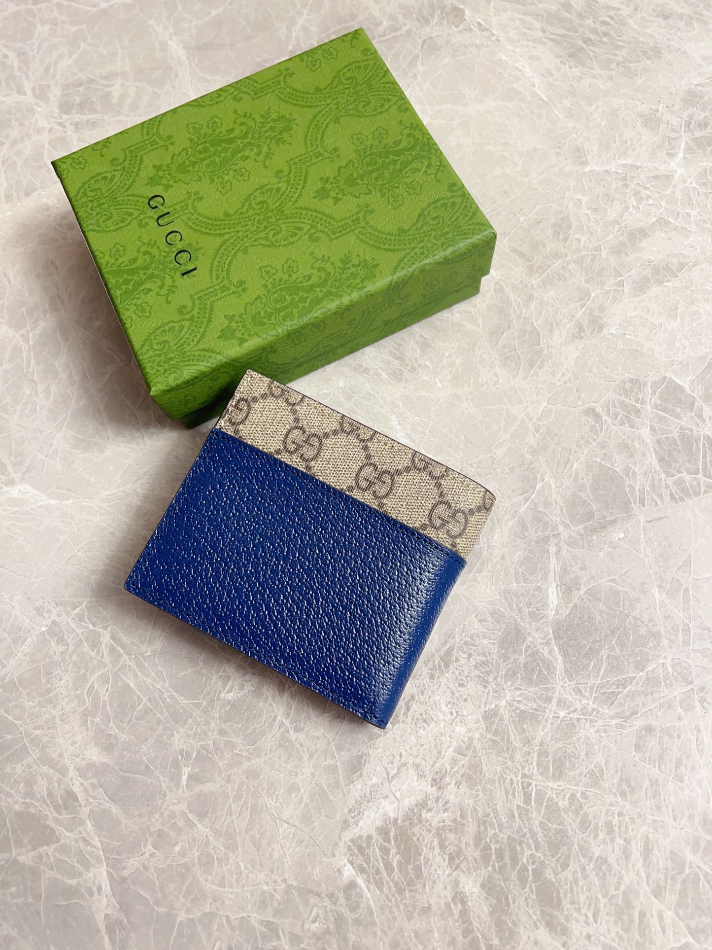 Gucci Wallet With Cut-Out Interlocking G