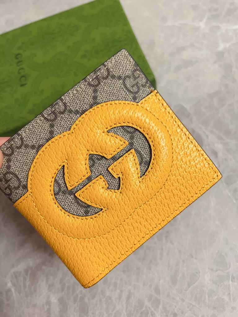 Gucci Wallet With Cut-Out Interlocking G